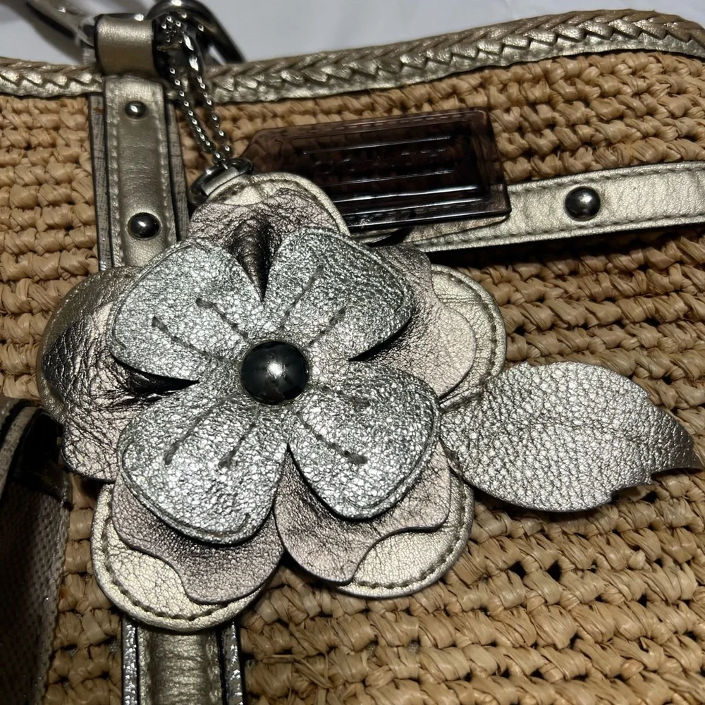 COACH Raffia Beach/Summer Tote - Picture 5 of 7